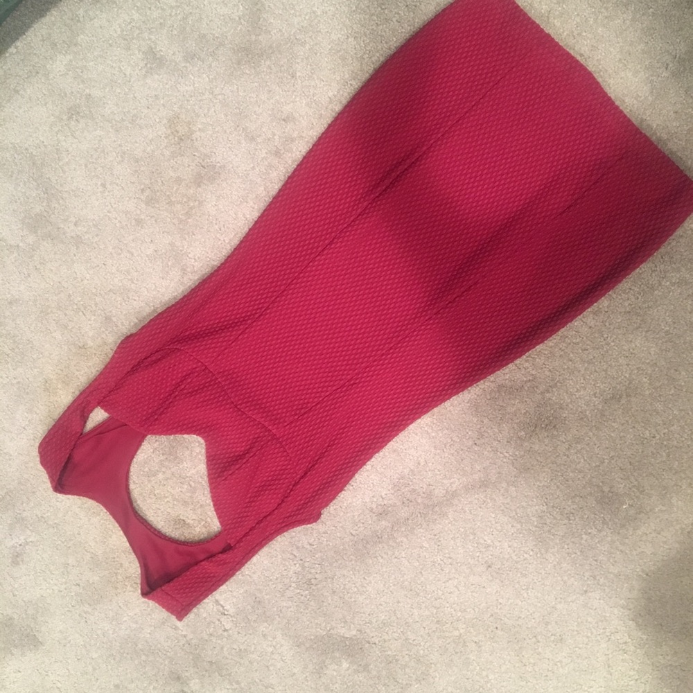 Red Charlotte Ruse Dress - Picture 4 of 5